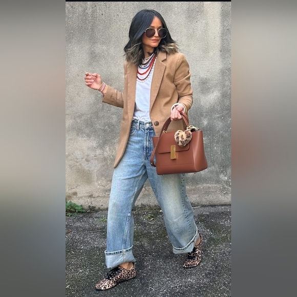 Vintage Louis Feraud Wool Cashmere Structured Camel Color Blazer Size 10 - Picture 3 of 6